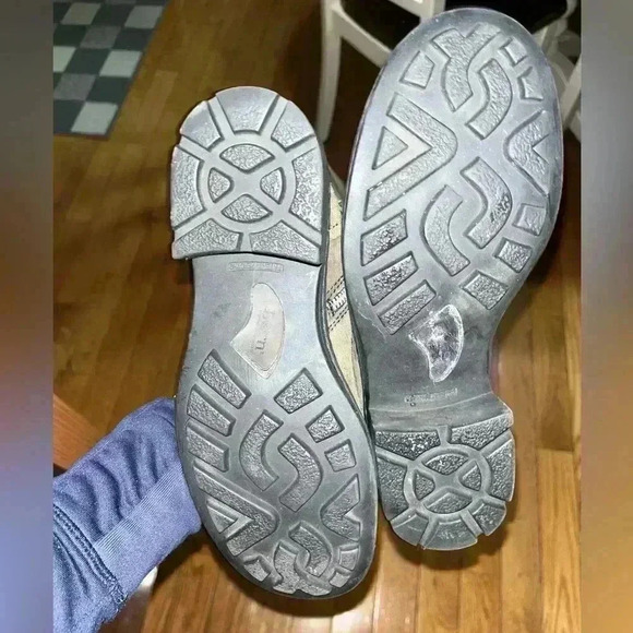 Born Tessa grey boots size 6.5 - Picture 5 of 5